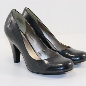 Candie’s Black Round-Toe‎ High Heels Size 8 – Glossy Check Pattern